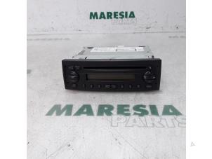Gebruikte Radio CD Speler Fiat Ducato (250) 2.3 D 120 Multijet Prijs € 85,00 Margeregeling aangeboden door Maresia Parts