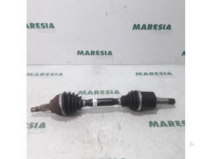 Gebruikte Homokineetas links-voor Alfa Romeo 159 Sportwagon (939BX) 3.2 JTS V6 24V Prijs € 183,75 Margeregeling aangeboden door Maresia Parts