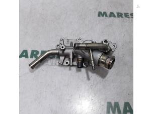 Gebruikte Thermostaathuis Renault Grand Scénic III (JZ) 2.0 16V CVT Prijs € 50,00 Margeregeling aangeboden door Maresia Parts