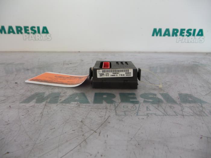 Gebruikte Computer Diversen Renault Vel Satis (BJ) 3.5 V6 24V Autom. Prijs € 105,00 Margeregeling aangeboden door Maresia Parts