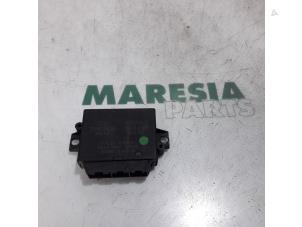 Gebruikte Module PDC Renault Koleos I 2.5 16V Prijs € 50,00 Margeregeling aangeboden door Maresia Parts