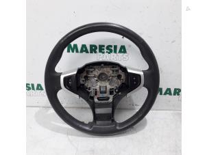 Gebruikte Stuurwiel Renault Koleos I 2.5 16V Prijs € 105,00 Margeregeling aangeboden door Maresia Parts
