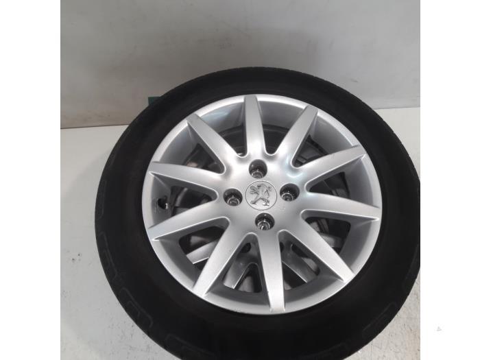 Sportvelgen Set van een Peugeot 308 SW (4E/H) 1.6 VTI 16V 2009