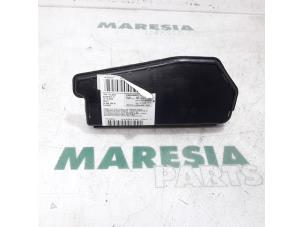 Gebruikte Airbag stoel (zitplaats) Peugeot 308 SW (4E/H) 1.6 VTI 16V Prijs € 35,00 Margeregeling aangeboden door Maresia Parts