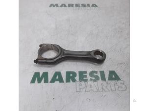 Gebruikte Drijfstang Peugeot Partner 1.6 HDI 75 Prijs € 42,35 Inclusief btw aangeboden door Maresia Parts