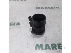 Gebruikte Luchthoeveelheidsmeter Renault Grand Scénic III (JZ) 1.5 dCi 110 Prijs € 30,00 Margeregeling aangeboden door Maresia Parts