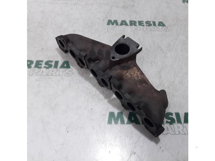 Gebruikte Spruitstuk Uitlaat Fiat Scudo (270) 2.0 D Multijet Prijs € 60,50 Inclusief btw aangeboden door Maresia Parts