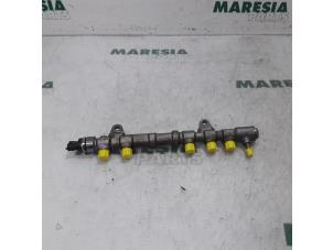 Gebruikte Injector brug Fiat Fiorino (225) 1.3 JTD 16V Multijet Prijs € 60,50 Inclusief btw aangeboden door Maresia Parts
