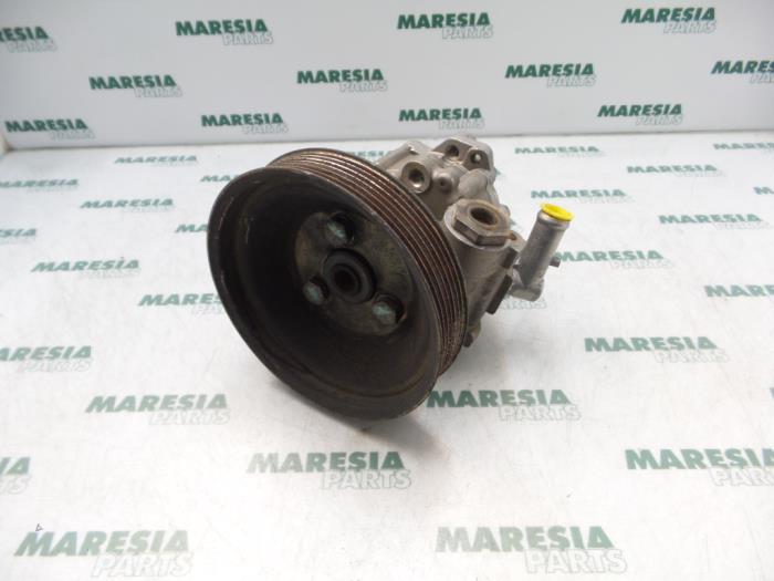 Gebruikte Servopomp Alfa Romeo 166 2.0 Twin Spark 16V Prijs € 50,00 Margeregeling aangeboden door Maresia Parts