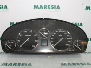 Gebruikte Instrumentenpaneel Peugeot 607 (9D/U) 2.0 16V Prijs € 35,00 Margeregeling aangeboden door Maresia Parts