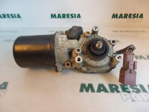 Gebruikte Ruitenwissermotor voor Peugeot 607 (9D/U) 2.0 16V Prijs € 60,00 Margeregeling aangeboden door Maresia Parts