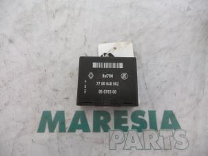 Gebruikte Computer Diversen Renault Megane (EA) 1.6 16V Sport Prijs € 65,00 Margeregeling aangeboden door Maresia Parts