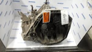 Gebruikte Versnellingsbak Renault Scénic II (JM) 1.5 dCi 85 Prijs € 262,50 Margeregeling aangeboden door Maresia Parts