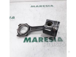 Gebruikte Zuiger Peugeot Boxer (U9) 2.2 HDi 120 Euro 4 Prijs € 78,65 Inclusief btw aangeboden door Maresia Parts