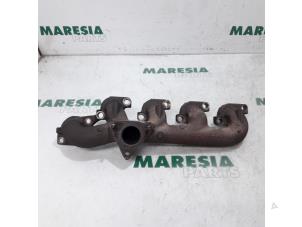 Gebruikte Uitlaatspruitstuk Peugeot Boxer (U9) 2.2 HDi 120 Euro 4 Prijs € 127,05 Inclusief btw aangeboden door Maresia Parts