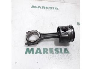 Gebruikte Zuiger Peugeot Boxer Prijs € 65,00 Margeregeling aangeboden door Maresia Parts