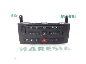 Gebruikte Kachel Bedieningspaneel Citroen C6 (TD) 2.7 HDiF V6 24V Prijs € 65,00 Margeregeling aangeboden door Maresia Parts