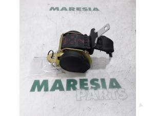 Gebruikte Veiligheidsgordel midden-achter Citroen C6 (TD) 2.7 HDiF V6 24V Prijs € 157,50 Margeregeling aangeboden door Maresia Parts
