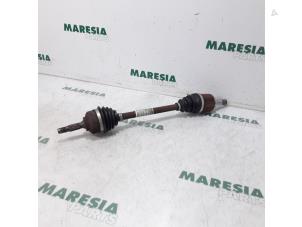 Gebruikte Steekas links-voor Peugeot 207/207+ (WA/WC/WM) 1.4 16V VTi Prijs € 25,00 Margeregeling aangeboden door Maresia Parts