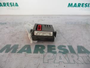 Gebruikte Computer Diversen Renault Vel Satis (BJ) 2.0 16V Turbo Prijs € 105,00 Margeregeling aangeboden door Maresia Parts