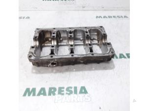 Gebruikte Carterpan Fiat Grande Punto (199) 1.4 T-Jet 16V Prijs € 75,00 Margeregeling aangeboden door Maresia Parts