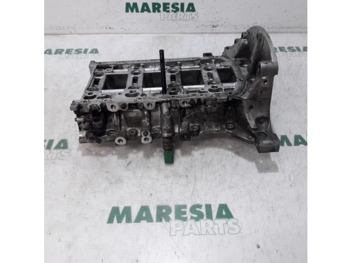 Gebruikte Carterpan Peugeot 207 SW (WE/WU) 1.6 HDi 16V Prijs € 50,00 Margeregeling aangeboden door Maresia Parts
