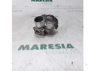 Gebruikte Gasklephuis Peugeot Partner (GC/GF/GG/GJ/GK) 1.6 BlueHDI 75 Prijs € 49,99 Margeregeling aangeboden door Maresia Parts