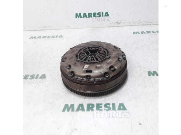 Gebruikte Vliegwiel Fiat Ducato (250) 2.0 D 115 Multijet Prijs € 254,10 Inclusief btw aangeboden door Maresia Parts