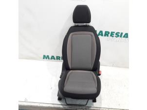 Gebruikte Voorstoel rechts Fiat Tipo (356S) 1.4 16V Prijs € 105,00 Margeregeling aangeboden door Maresia Parts