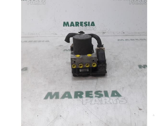 Gebruikte ABS Pomp Citroen C5 III Tourer (RW) 2.7 HDiF V6 24V Autom. Prijs € 99,95 Margeregeling aangeboden door Maresia Parts