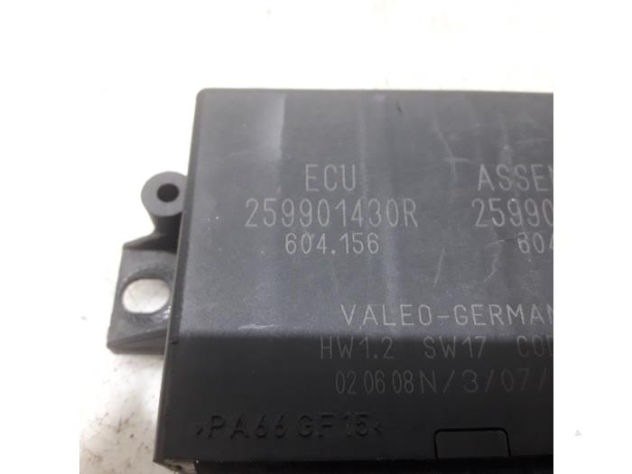 PDC Module van een Renault Koleos I 2.0 dCi 16V 2008