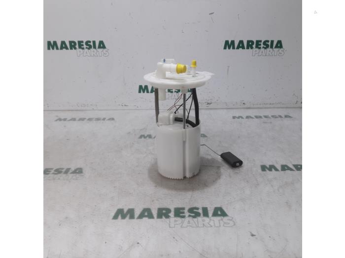 Gebruikte Tank element Pomp Fiat Tipo (356S) 1.4 16V Prijs € 75,00 Margeregeling aangeboden door Maresia Parts