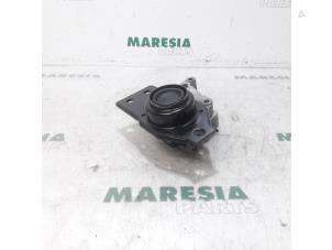 Gebruikte Motorsteun Renault Koleos I 2.0 dCi 16V Prijs € 30,00 Margeregeling aangeboden door Maresia Parts