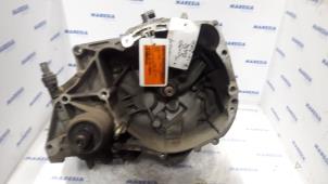 Gebruikte Versnellingsbak Renault Twingo (C06) 1.2 Prijs € 183,75 Margeregeling aangeboden door Maresia Parts