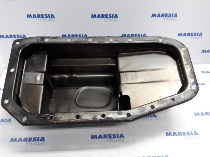 Gebruikte Carterpan Peugeot Boxer (244) 2.8 HDi 127 Prijs € 127,05 Inclusief btw aangeboden door Maresia Parts