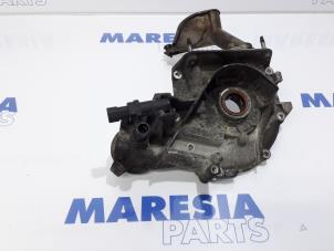 Gebruikte Oliepomp Fiat Grande Punto (199) 1.4 16V Prijs € 50,00 Margeregeling aangeboden door Maresia Parts