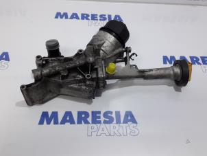 Gebruikte Oliefilterhouder Citroen Nemo Combi (AJ) Prijs € 75,00 Margeregeling aangeboden door Maresia Parts