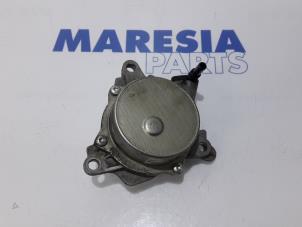 Gebruikte Vacuumpomp (Benzine) Fiat Panda (312) 0.9 TwinAir 65 Prijs € 29,99 Margeregeling aangeboden door Maresia Parts