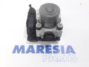Gebruikte ABS Pomp Fiat 500 (312) 0.9 TwinAir 80 Prijs € 105,00 Margeregeling aangeboden door Maresia Parts