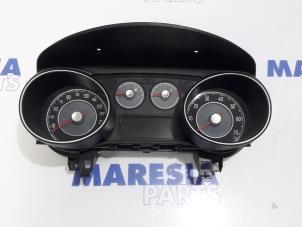 Gebruikte Instrumentenpaneel Fiat Punto Evo (199) 1.3 JTD Multijet 85 16V Euro 5 Prijs € 75,00 Margeregeling aangeboden door Maresia Parts