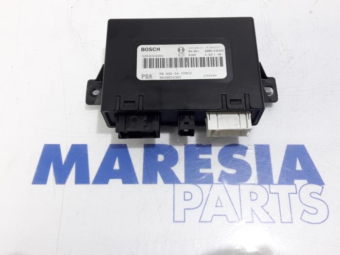 Gebruikte PDC Module Citroen C5 II Berline (RC) 2.0 16V Prijs € 105,00 Margeregeling aangeboden door Maresia Parts