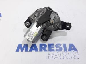 Gebruikte Ruitenwissermotor achter Fiat Punto Evo (199) 1.3 JTD Multijet 85 16V Euro 5 Prijs € 30,00 Margeregeling aangeboden door Maresia Parts