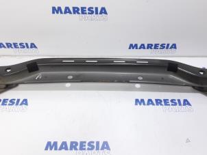 Gebruikte Bumperbalk achter Peugeot 107 1.0 12V Prijs € 25,00 Margeregeling aangeboden door Maresia Parts
