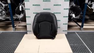 Gebruikte Voorstoel links Peugeot 206 (2A/C/H/J/S) 1.4 HDi Prijs € 25,00 Margeregeling aangeboden door Maresia Parts
