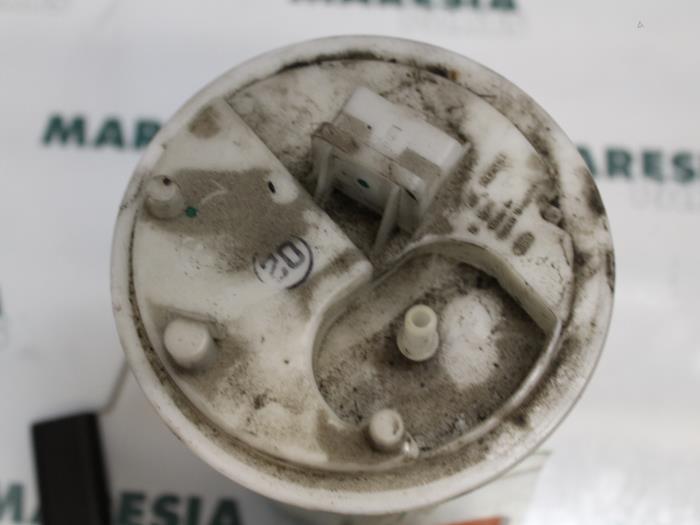 Gebruikte Tank element Pomp Fiat Stilo MW (192C) 1.6 16V Prijs € 20,00 Margeregeling aangeboden door Maresia Parts