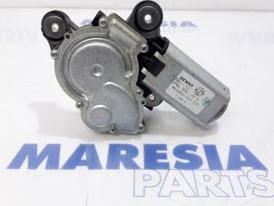 Gebruikte Motor Ruitenwisser achter Fiat Panda (169) 1.2, Classic Prijs € 25,00 Margeregeling aangeboden door Maresia Parts