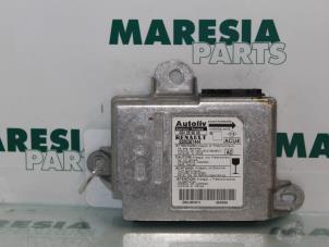 Gebruikte Airbag Module Renault Megane II Grandtour (KM) 1.6 16V Prijs € 100,00 Margeregeling aangeboden door Maresia Parts