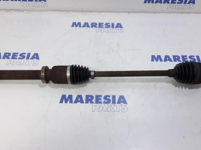 RENAULT Modus 1 generation (2004-2012) Front Right Driveshaft 8200378880 23008731