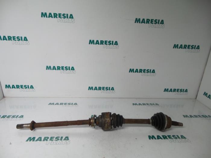 Gebruikte Steekas rechts-voor Fiat Multipla (186) 1.9 JTD 105 SX,ELX Prijs € 85,00 Margeregeling aangeboden door Maresia Parts