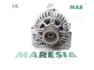 Gebruikte Alternator Renault Megane II (BM/CM) 1.9 dCi 120 Prijs € 60,00 Margeregeling aangeboden door Maresia Parts